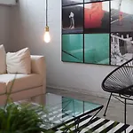 Wallyard Хостел *