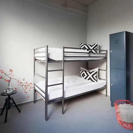 Wallyard بيت شباب برلين
