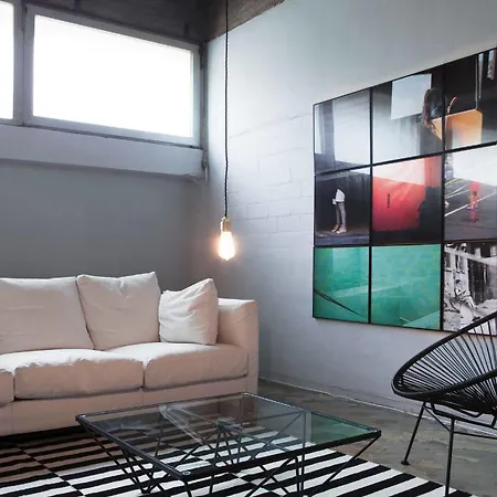 بيت شباب Wallyard *
